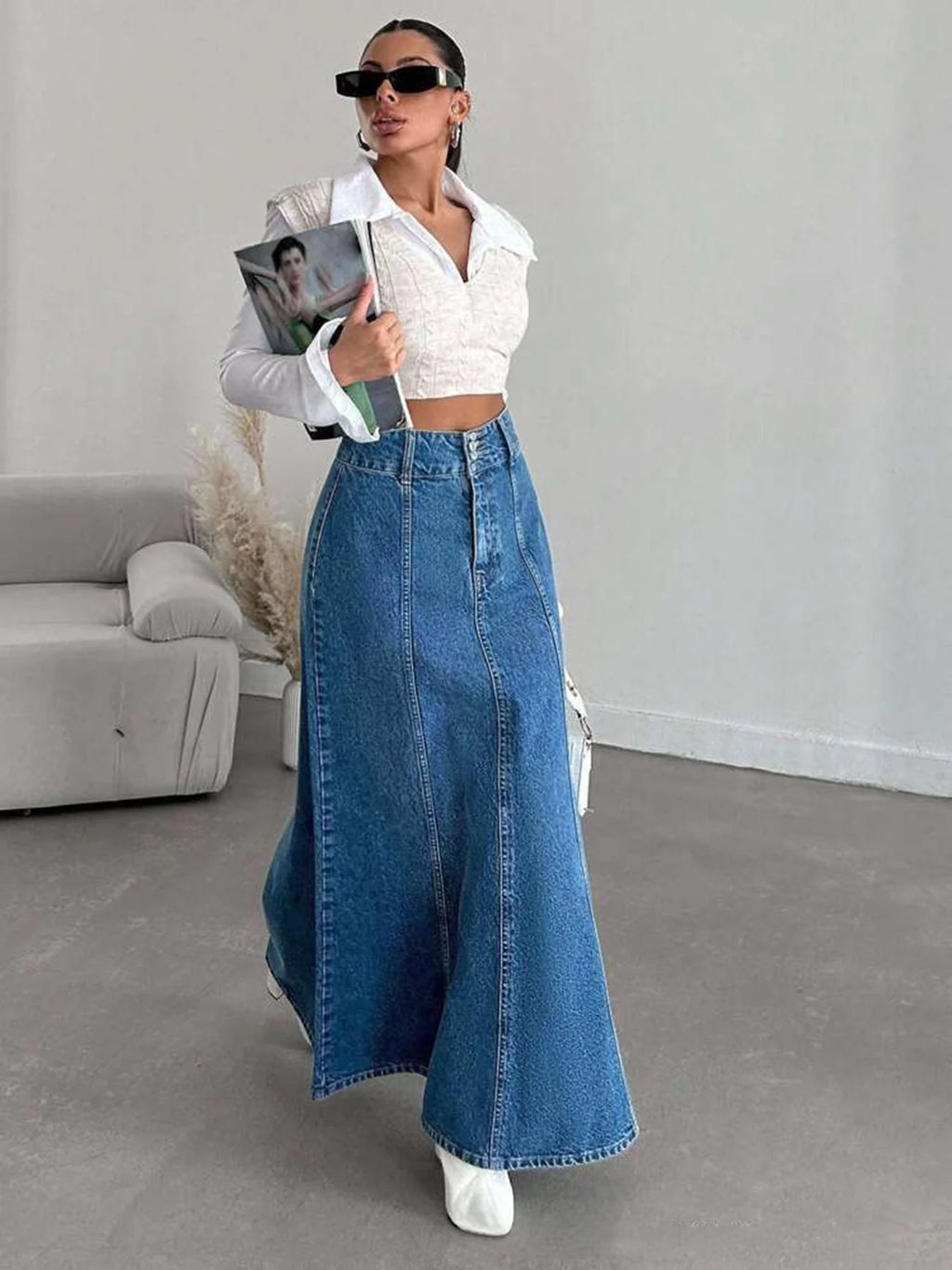 Women's long denim midi skirt for spring and autumn seasons. Suitable for various occasions such as daily wear, commuting, and g