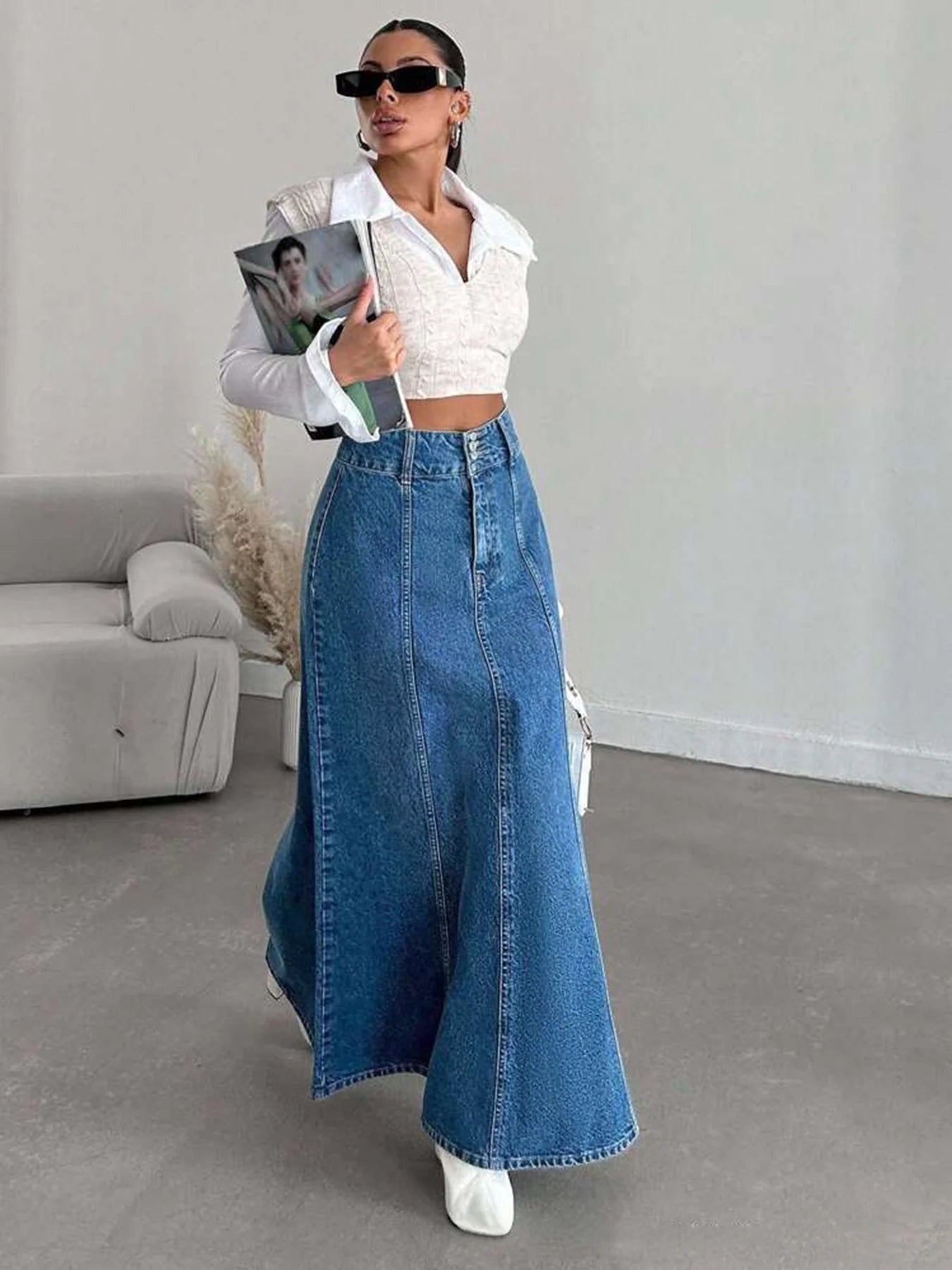 Women's long denim midi skirt for spring and autumn seasons. Suitable for various occasions such as daily wear, commuting, and g